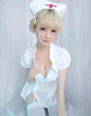 亚洲春暖花开AV无码区_HD高清完整版