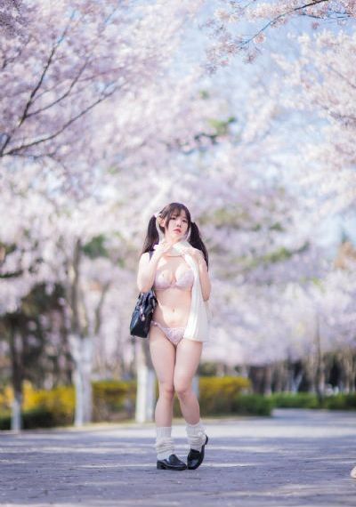色婷婷狠狠18禁久久_HD超清在线观看