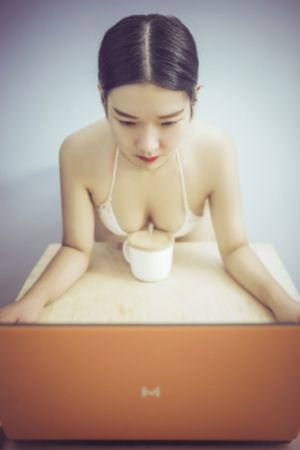 免费看成人哺乳视频网站_蓝光免费观看最新