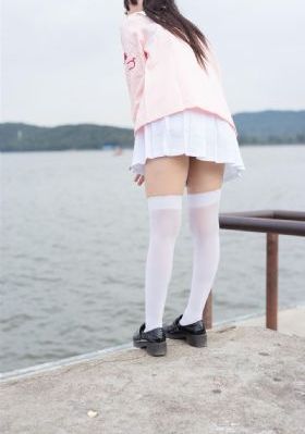 篠田ゆう爆乳女教师101_BD国语全集在线观看